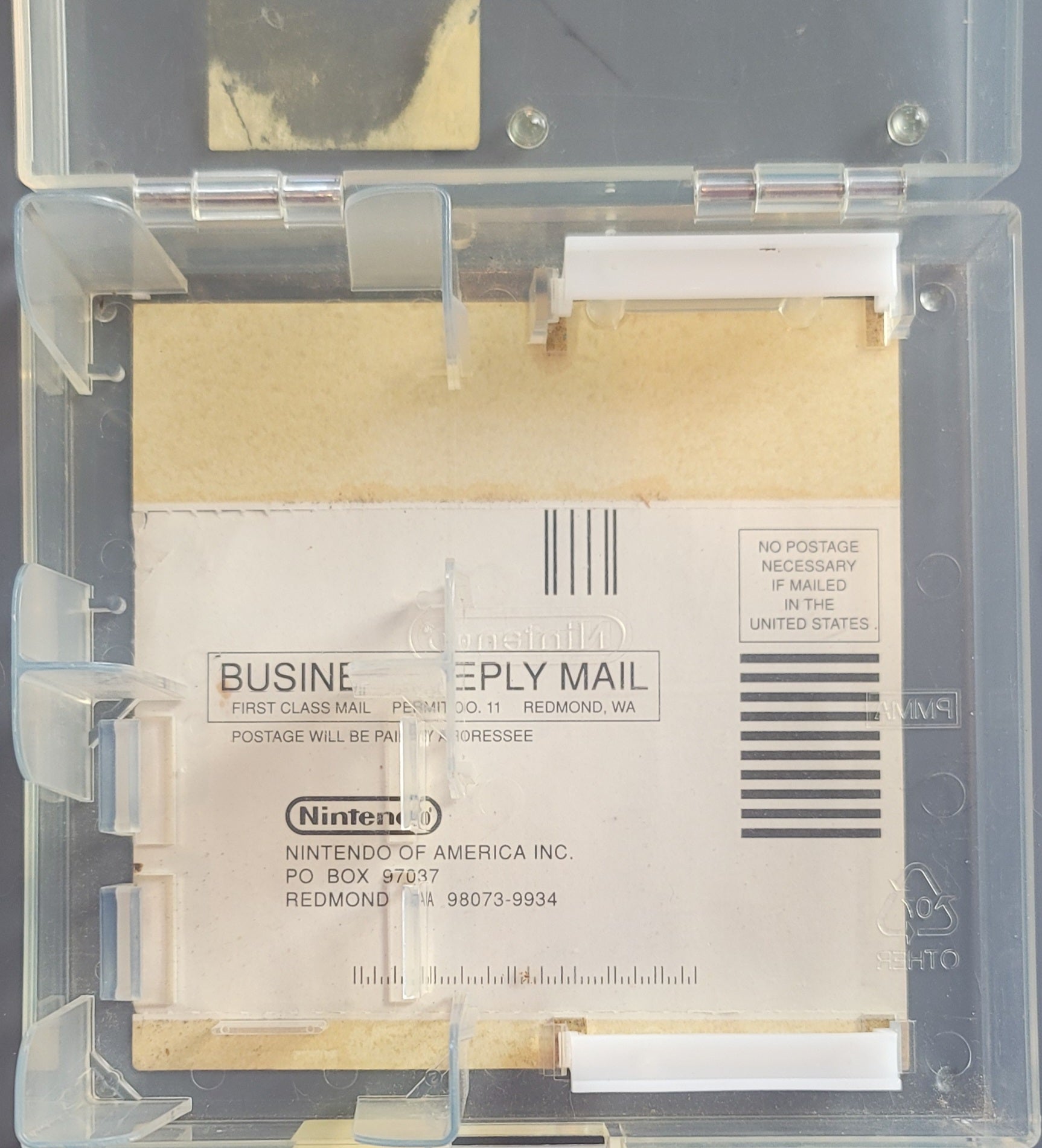 Game Boy Play It Loud! Red